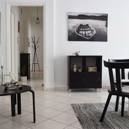 Poseidon By Heloni Apartments Pireus Zewnętrze zdjęcie