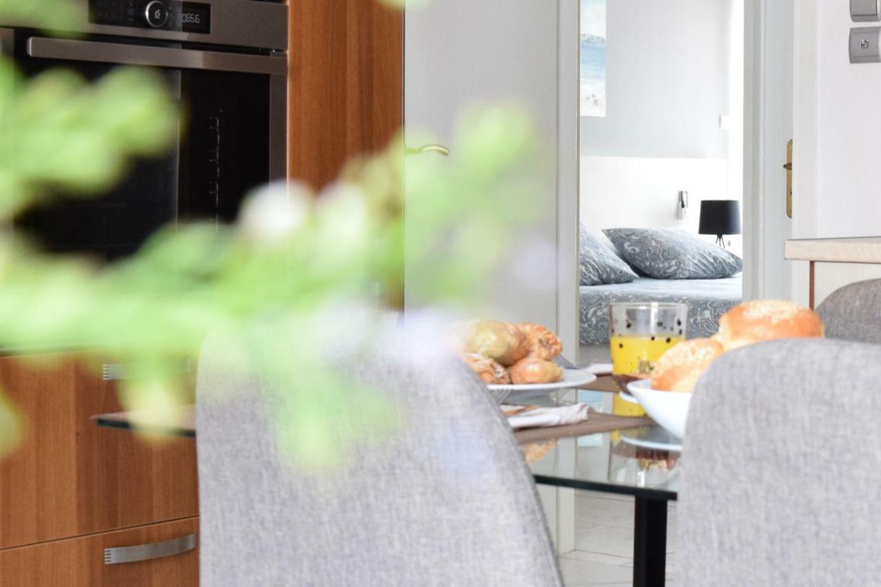 Poseidon By Heloni Apartments Pireus Zewnętrze zdjęcie
