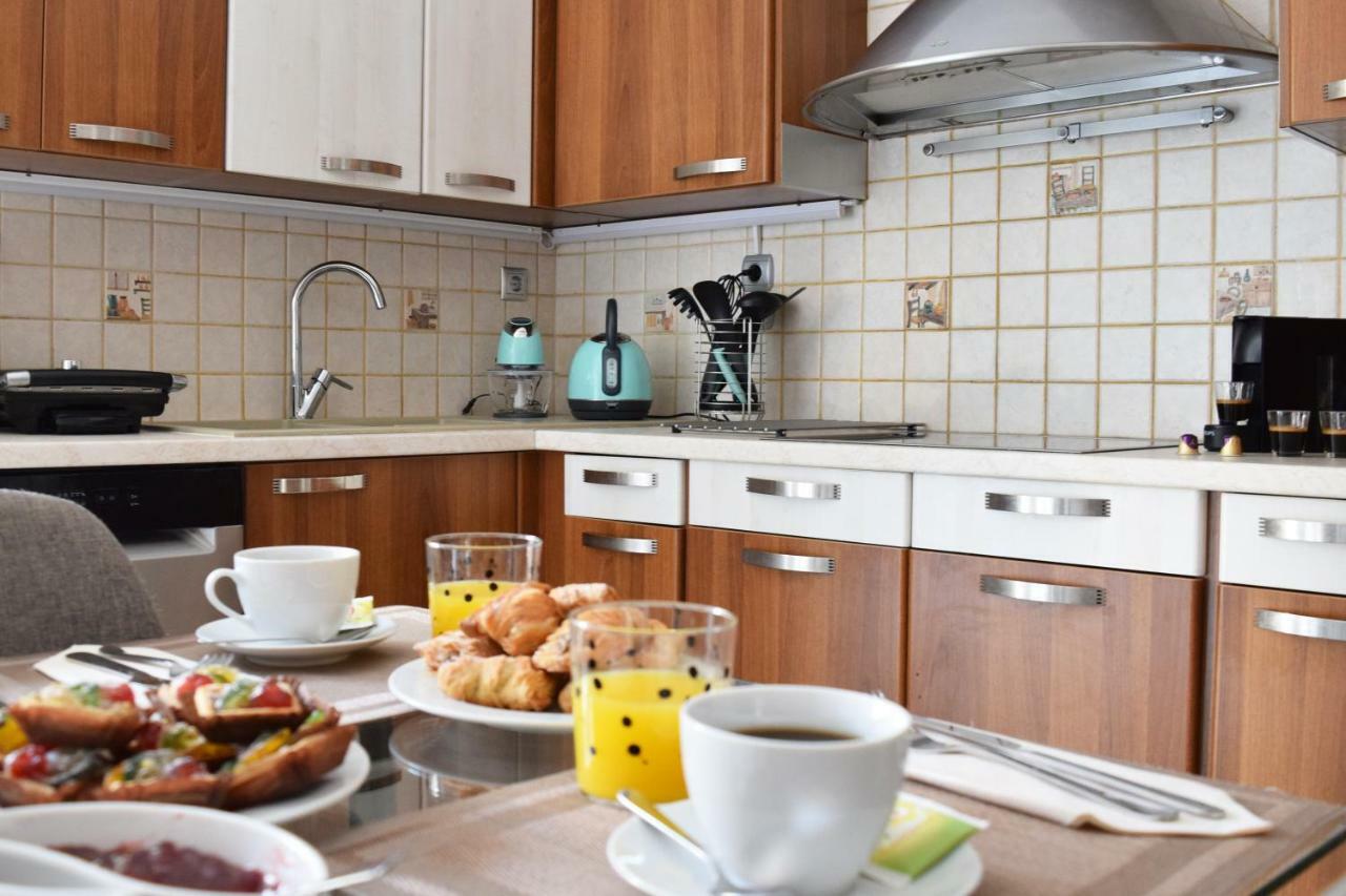 Poseidon By Heloni Apartments Pireus Zewnętrze zdjęcie