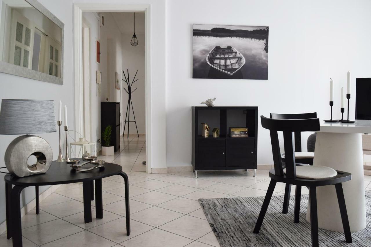 Poseidon By Heloni Apartments Pireus Zewnętrze zdjęcie